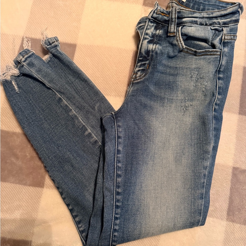 KanCan Distressed Light Blue Ankle Jeans